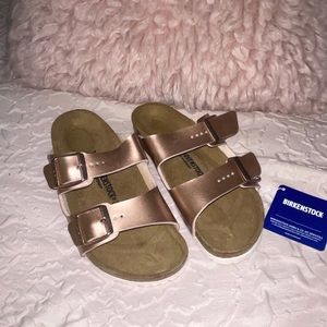 Birkenstock’s size 34 NWT